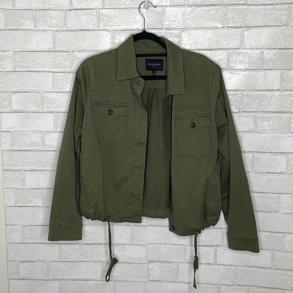 Banana Republic Jackets & Blazers - Banana Republic Green Army Jacket